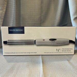 Helen Of Troy Salon Edition 1/2" Professional Brush Iron - White -‎ New in Box